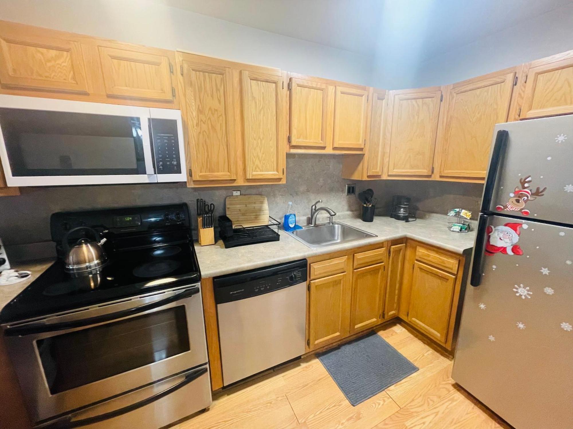 Large, Clean, Comfortable, 1Br Near Einstein Hos Elkins Park エクステリア 写真